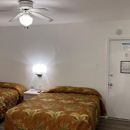 Riviera Resort & Suites Wildwood Extérieur photo