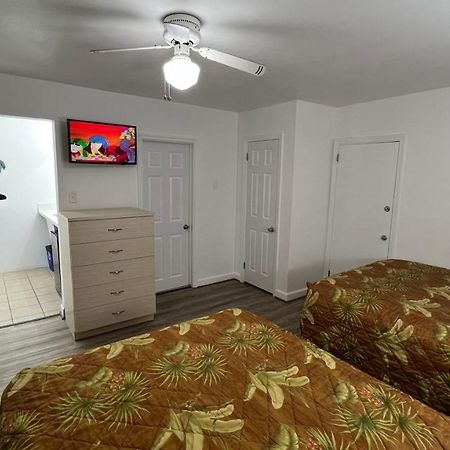 Riviera Resort & Suites Wildwood Extérieur photo