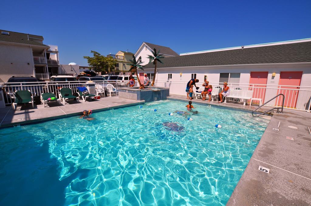 Riviera Resort & Suites Wildwood Extérieur photo