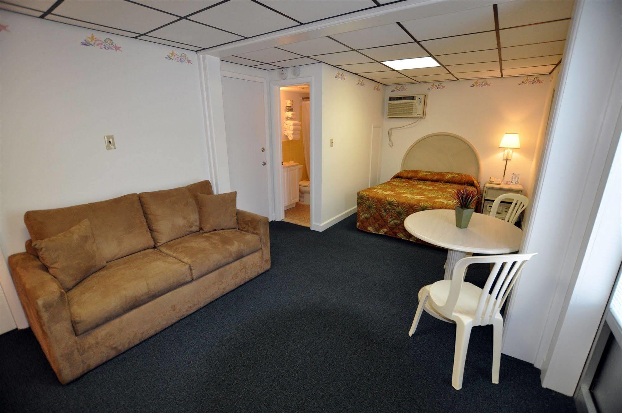 Riviera Resort & Suites Wildwood Extérieur photo