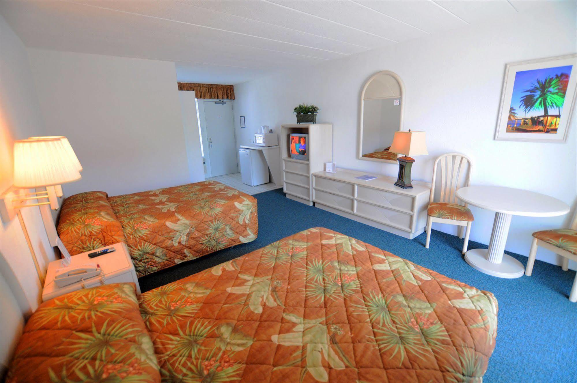Riviera Resort & Suites Wildwood Extérieur photo